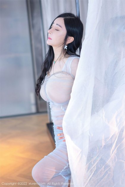 国产亚洲日韩三区欧美